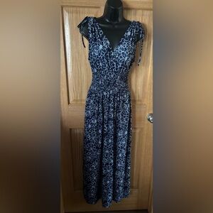 #39 Jia Jia Navy Smocked Waist Maxi Dress 19-23” PTP 13-19” waist